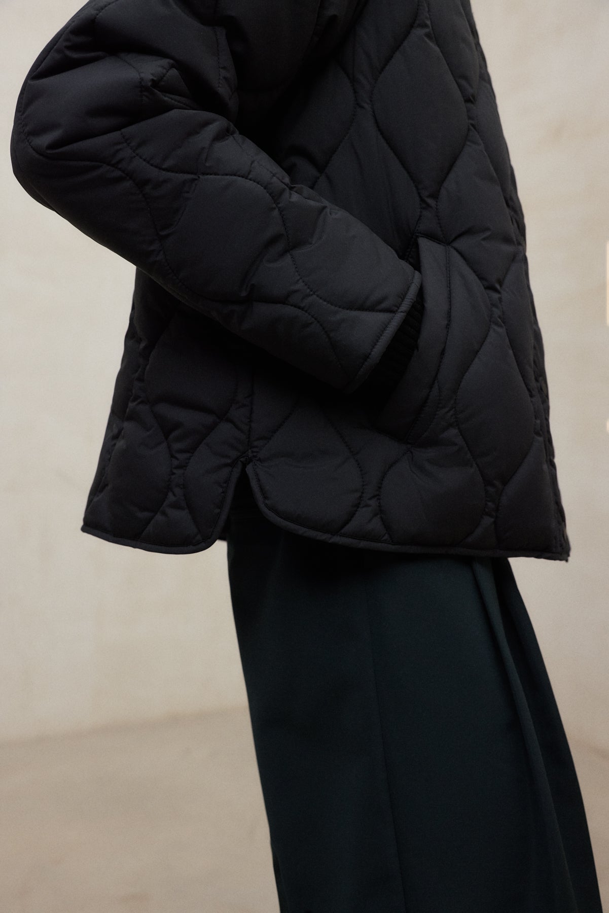 BLACK MUSA ONION JACKET