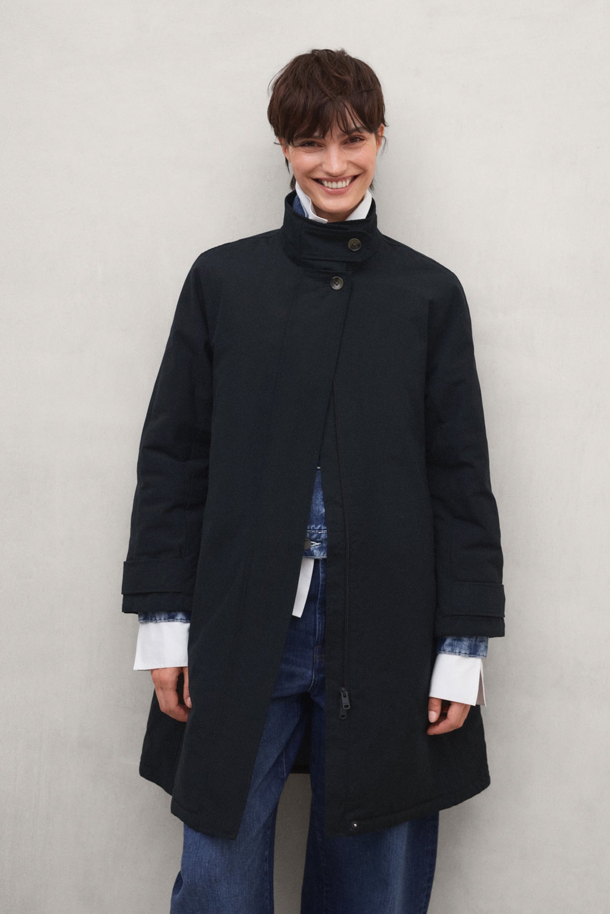 LANGER NEBU BLAUE JACKE