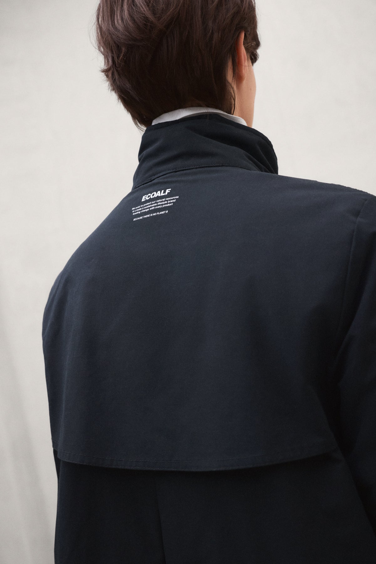 LANGER NEBU BLAUE JACKE