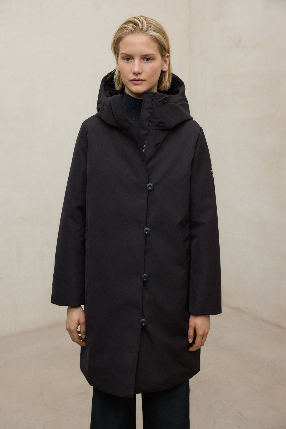 CHAQUETA NUPEN NEGRA