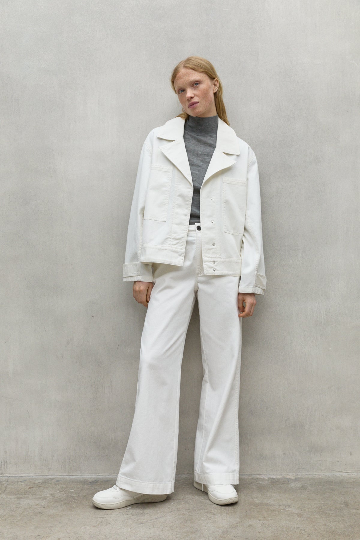 WHITE SOIRA JACKET