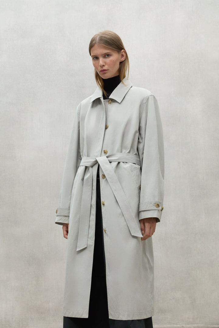 WHITE TAGA TRENCH COAT