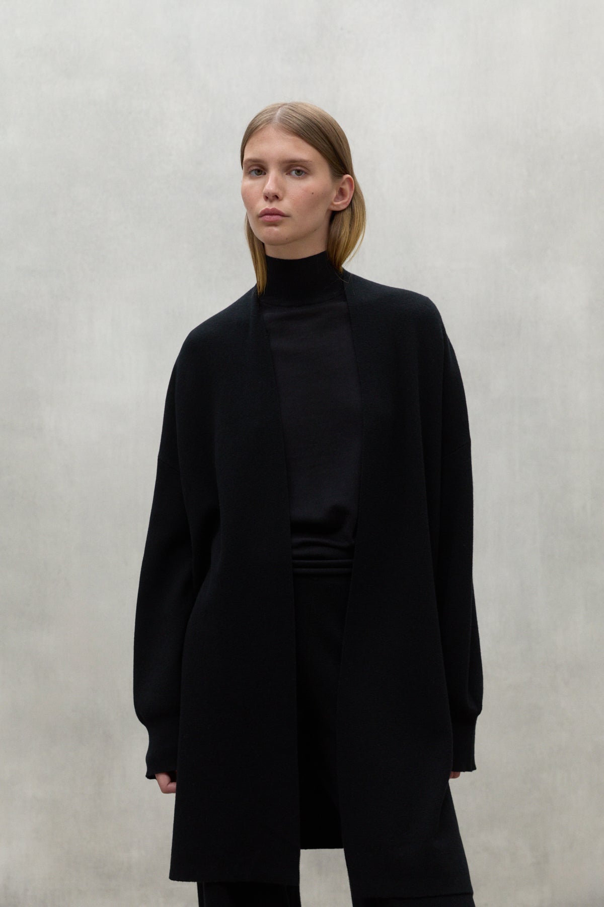 PULLOVER ARECA SCHWARZ