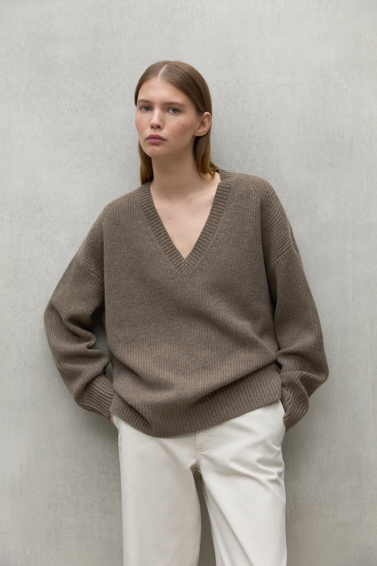 BROWN AZALEA SWEATER