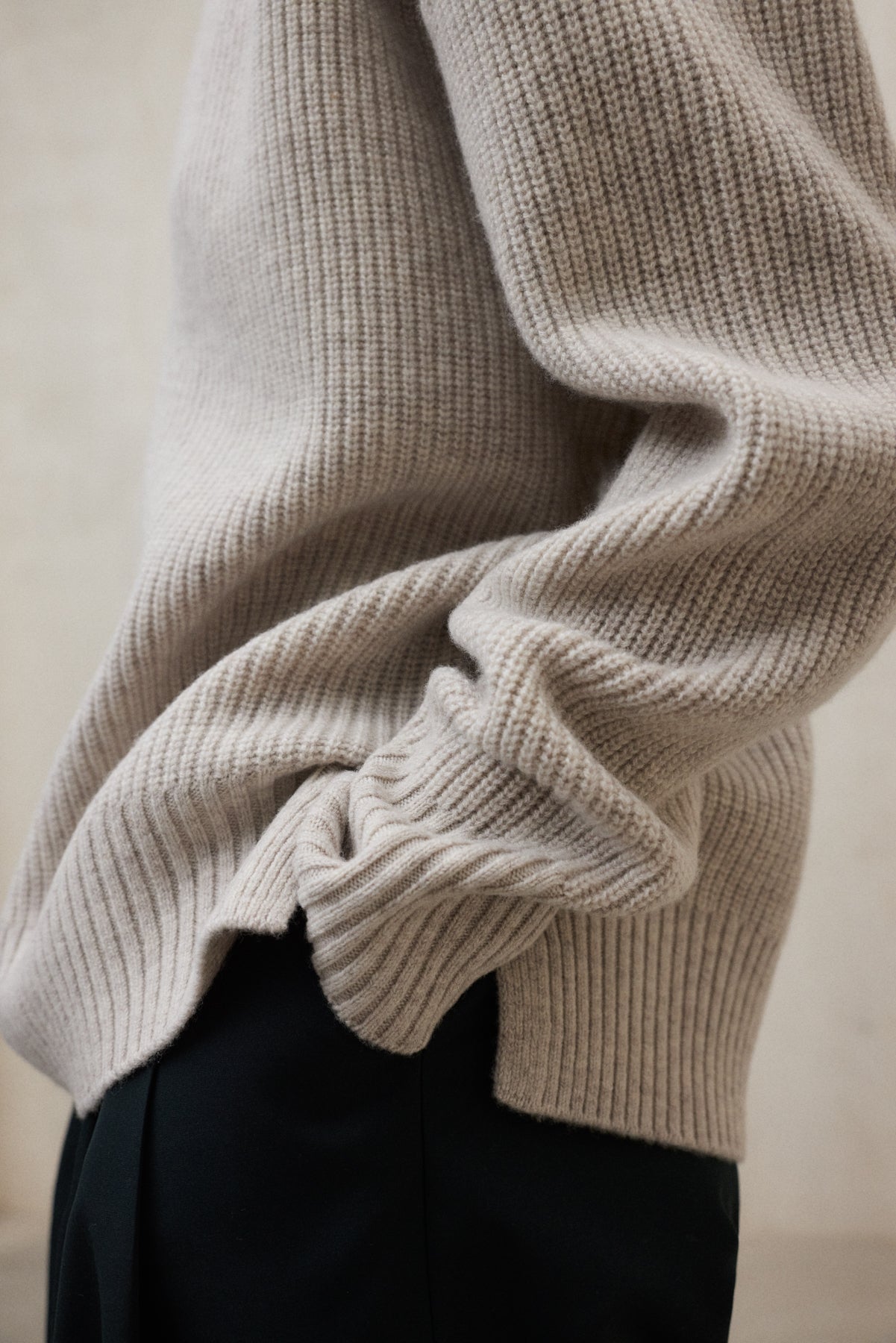 BEIGE AZALEA SWEATER