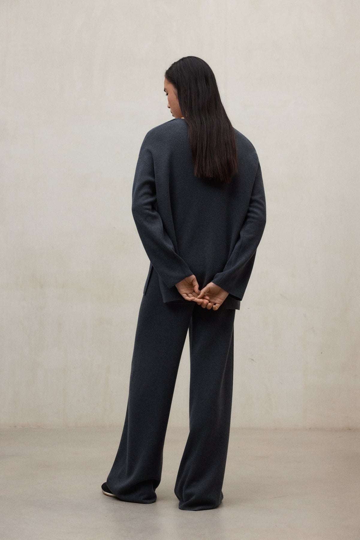 BLUE BEGONIA SWEATER