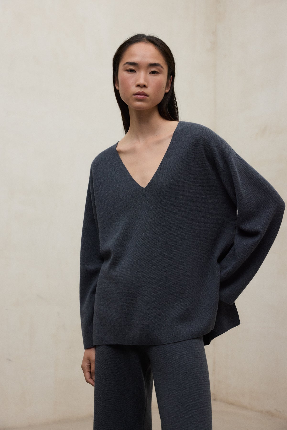BLUE BEGONIA SWEATER
