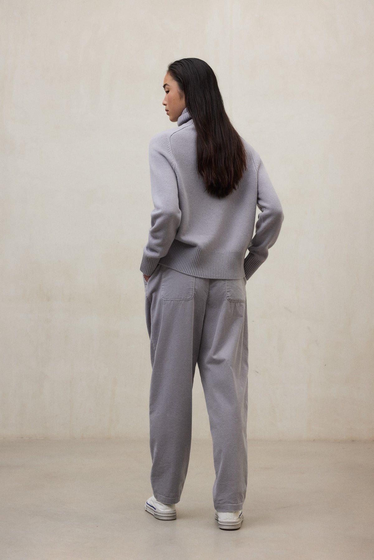 PURPLE CAQUI SWEATER