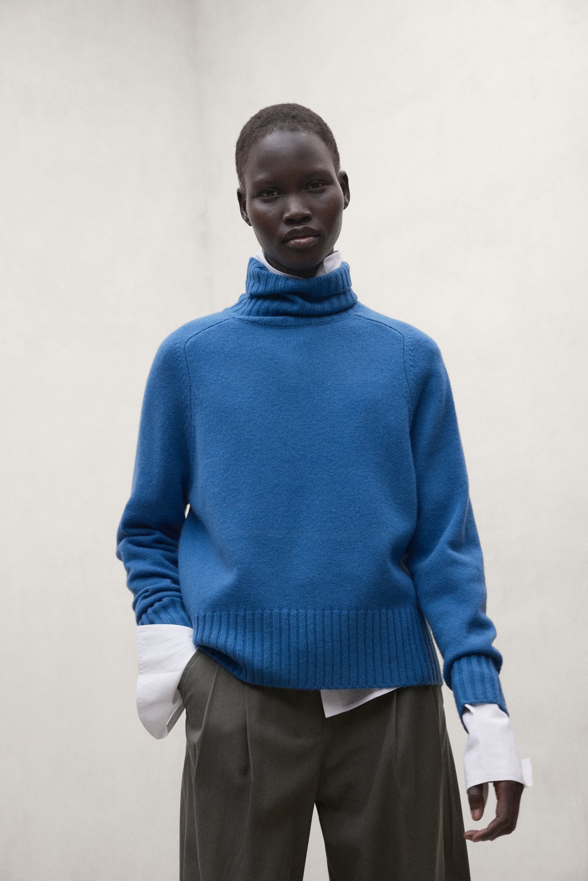 KHAKI BLAU JERSEY