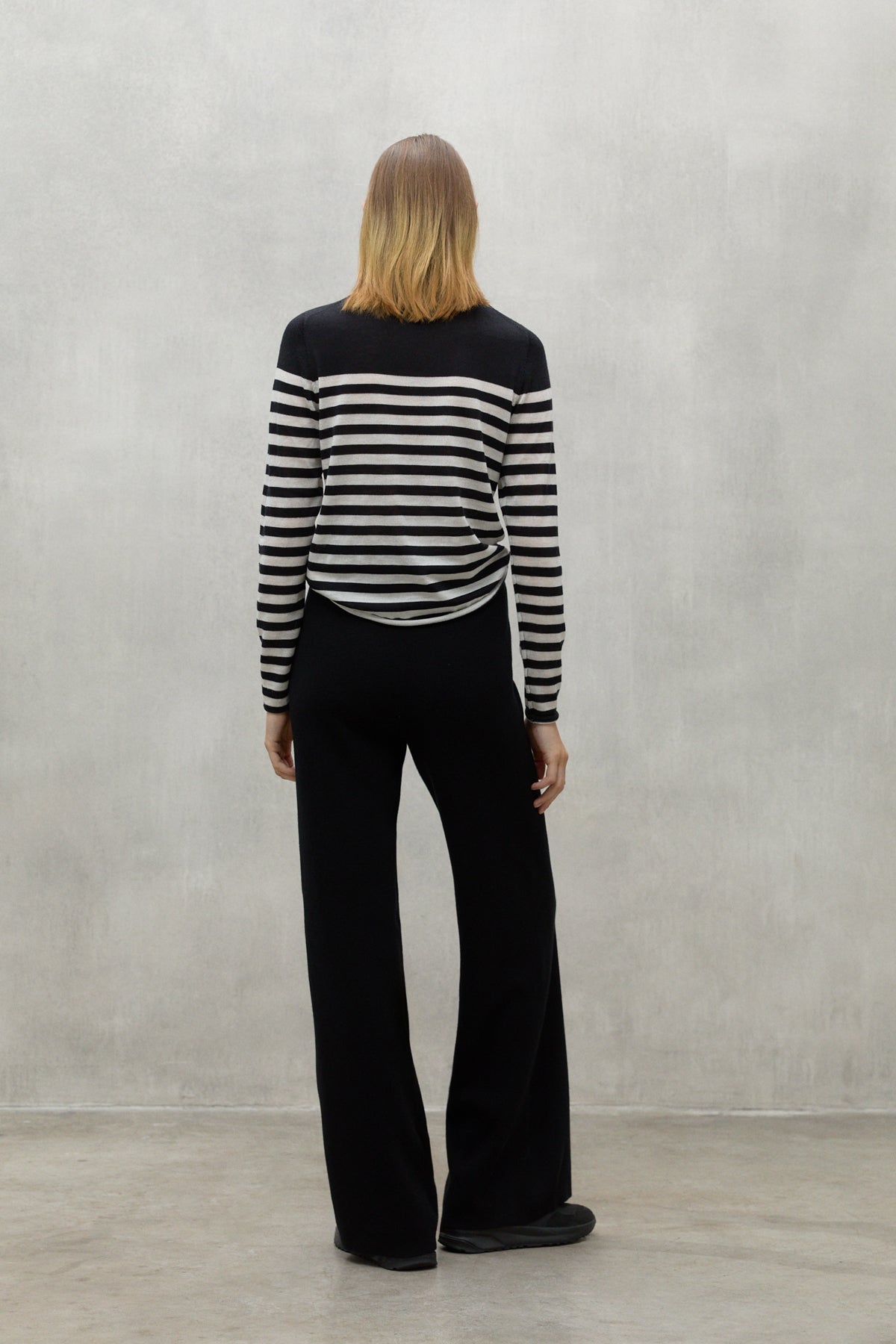 FAYA TURTLENECK JUMPER BLACK