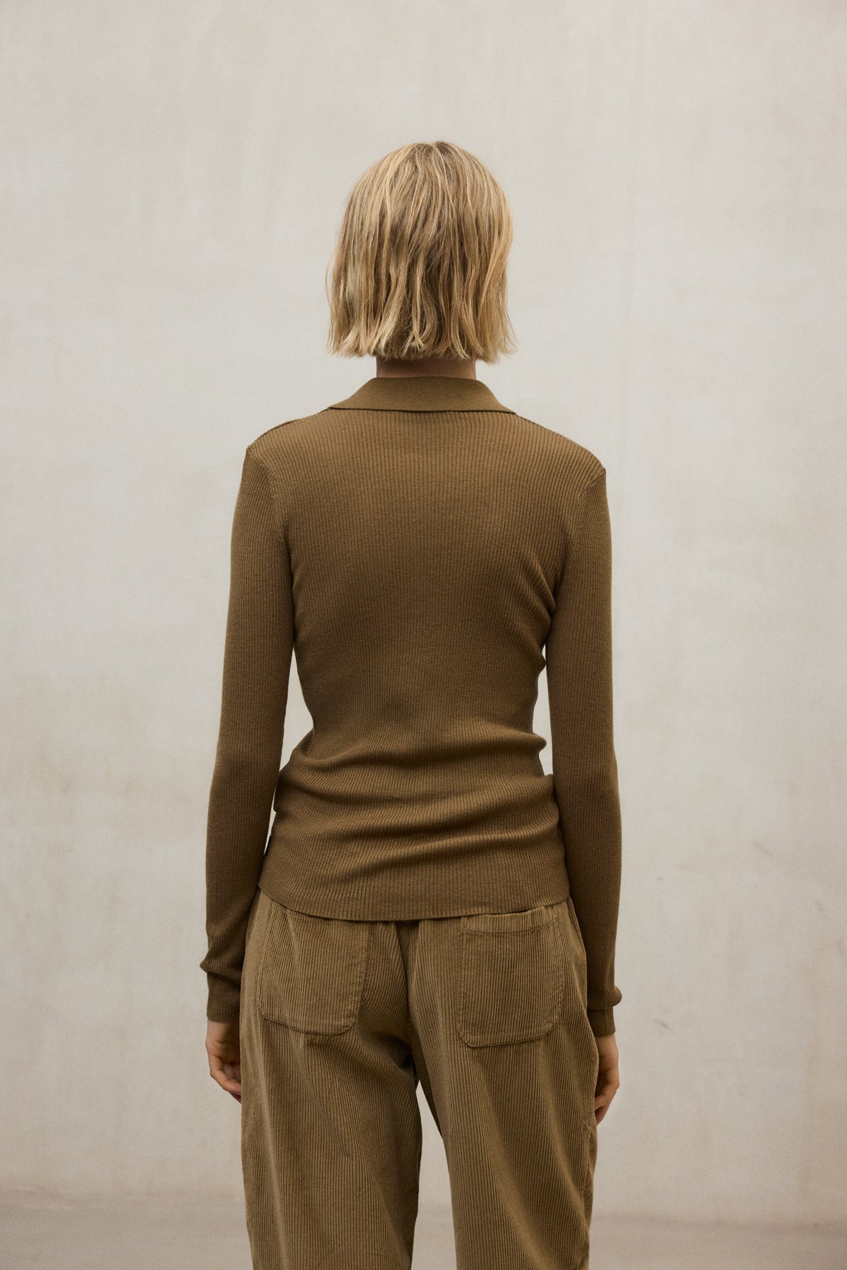 BROWN GENTIA SWEATER