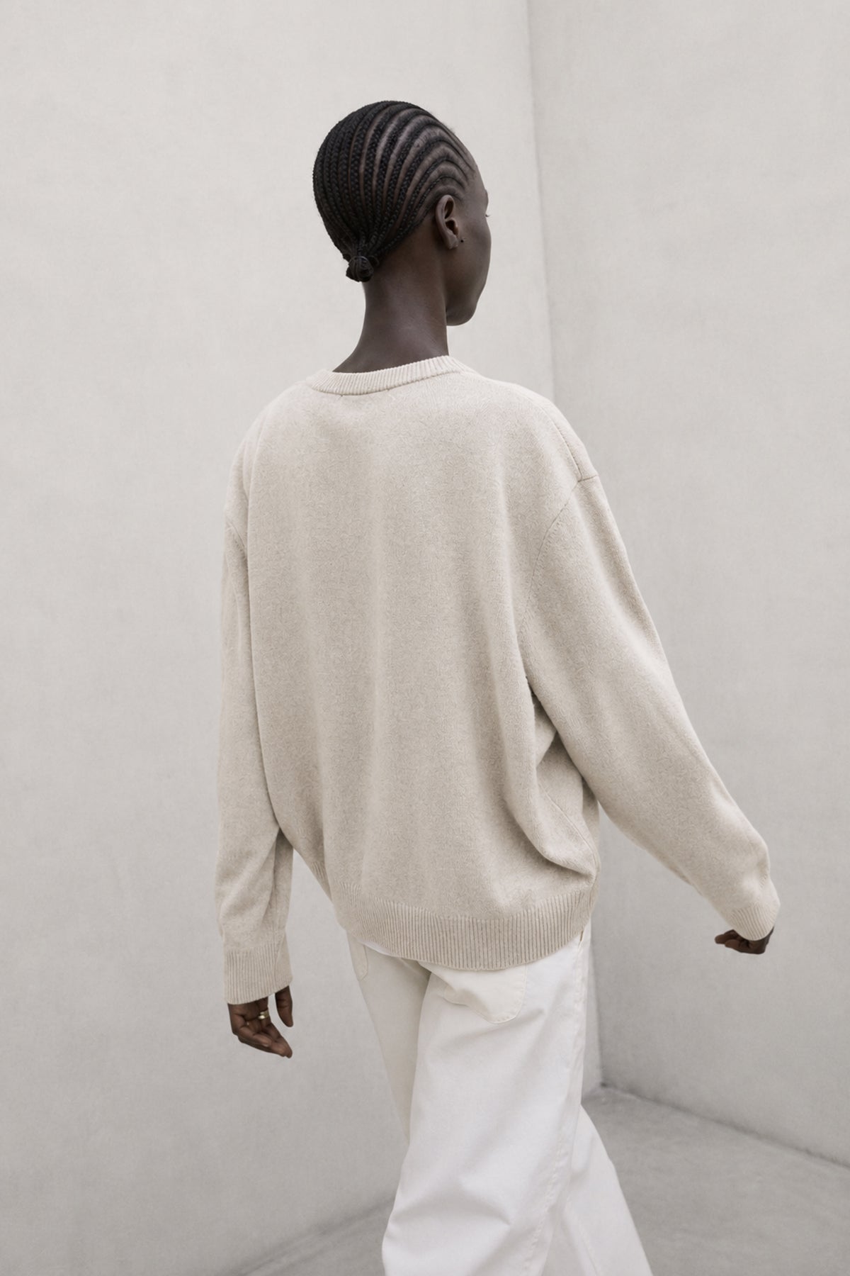 BEIGE HARO SWEATER