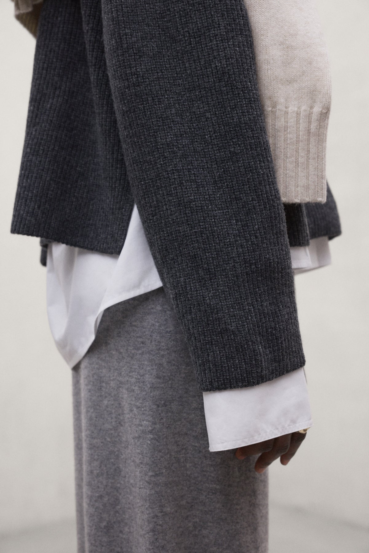 JERSEY LARA GRIS OSCURO