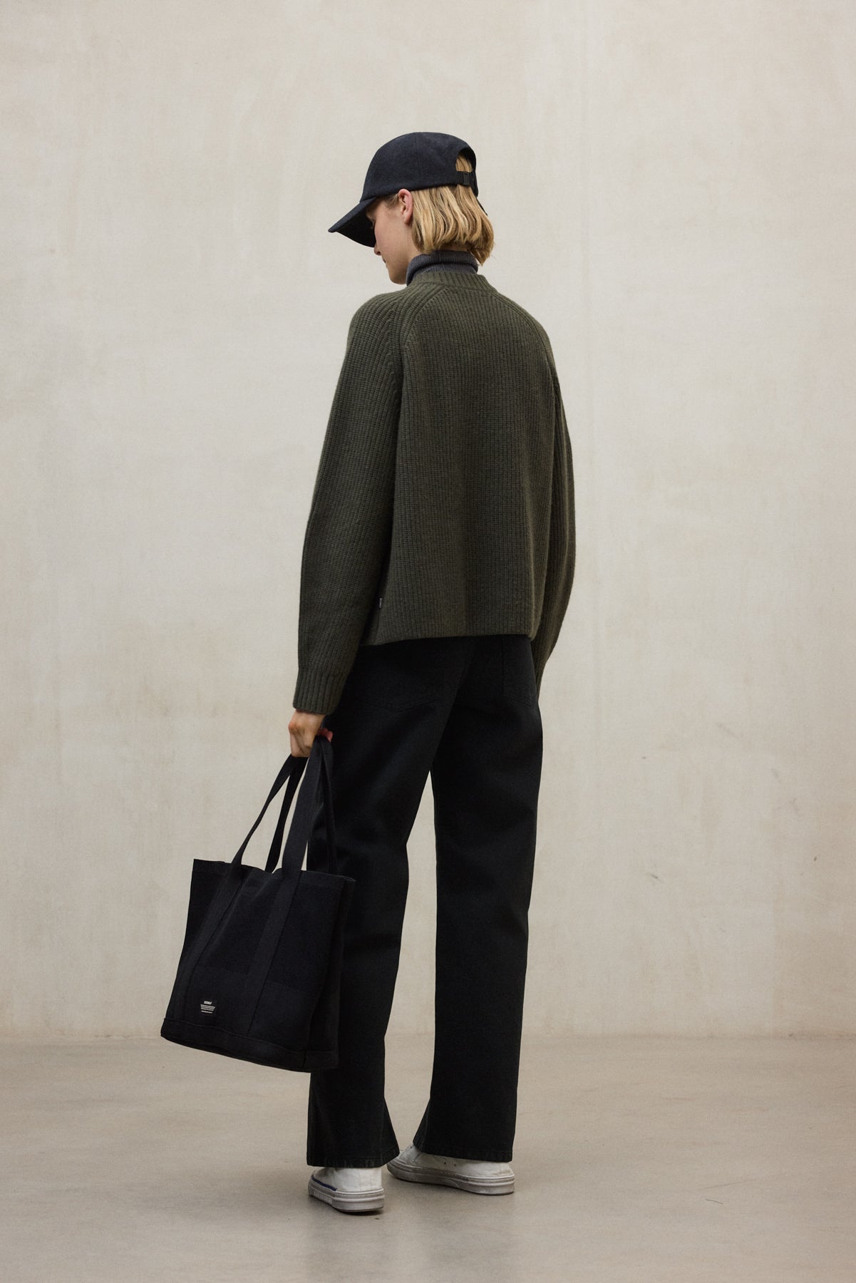 GREEN LILIUM SWEATER