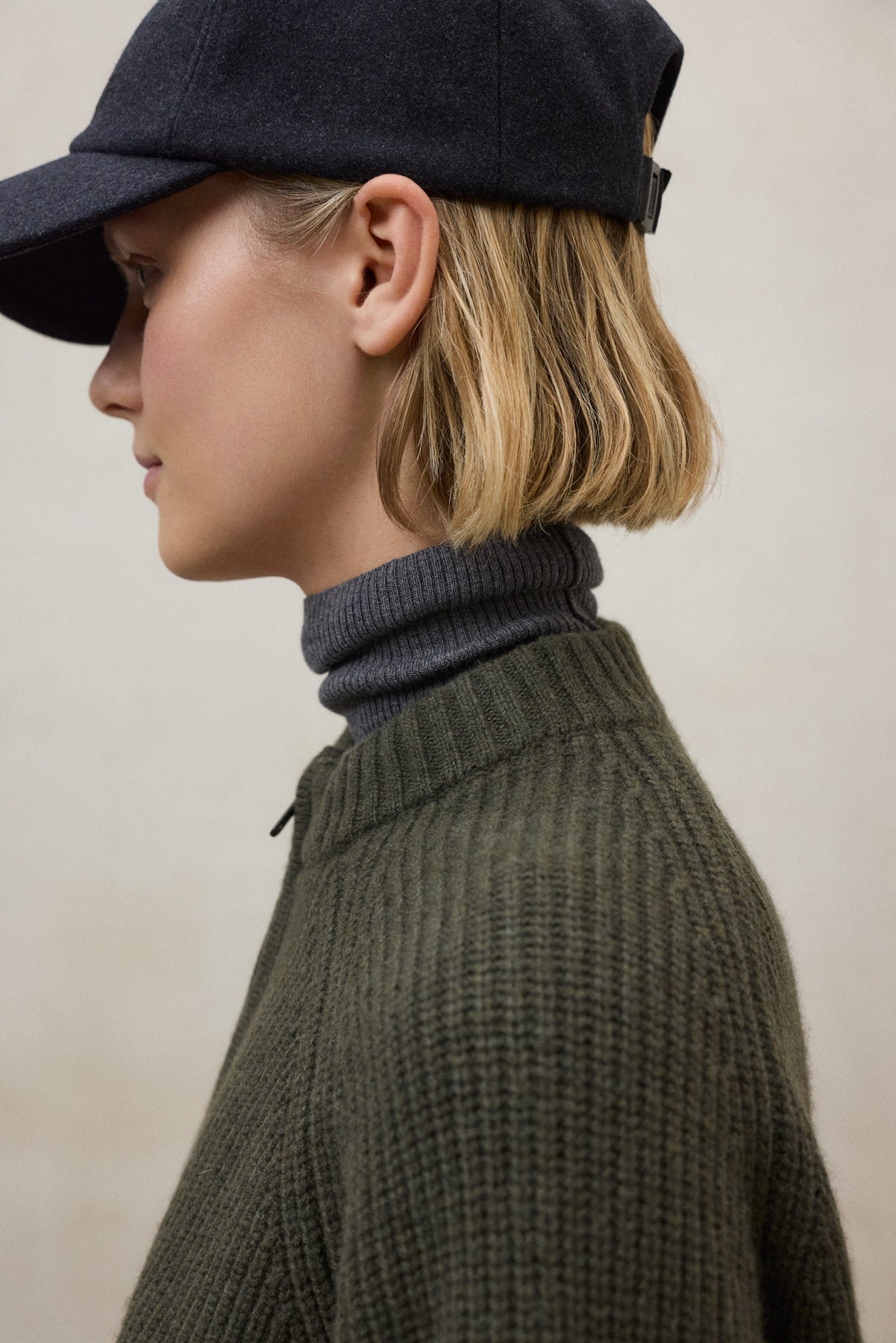 GREEN LILIUM SWEATER