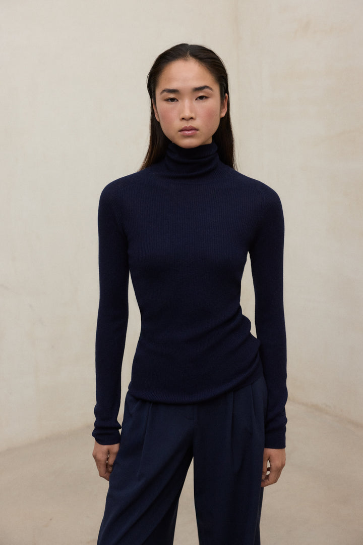 BLUE HIGH COLLAR LILY SWEATER