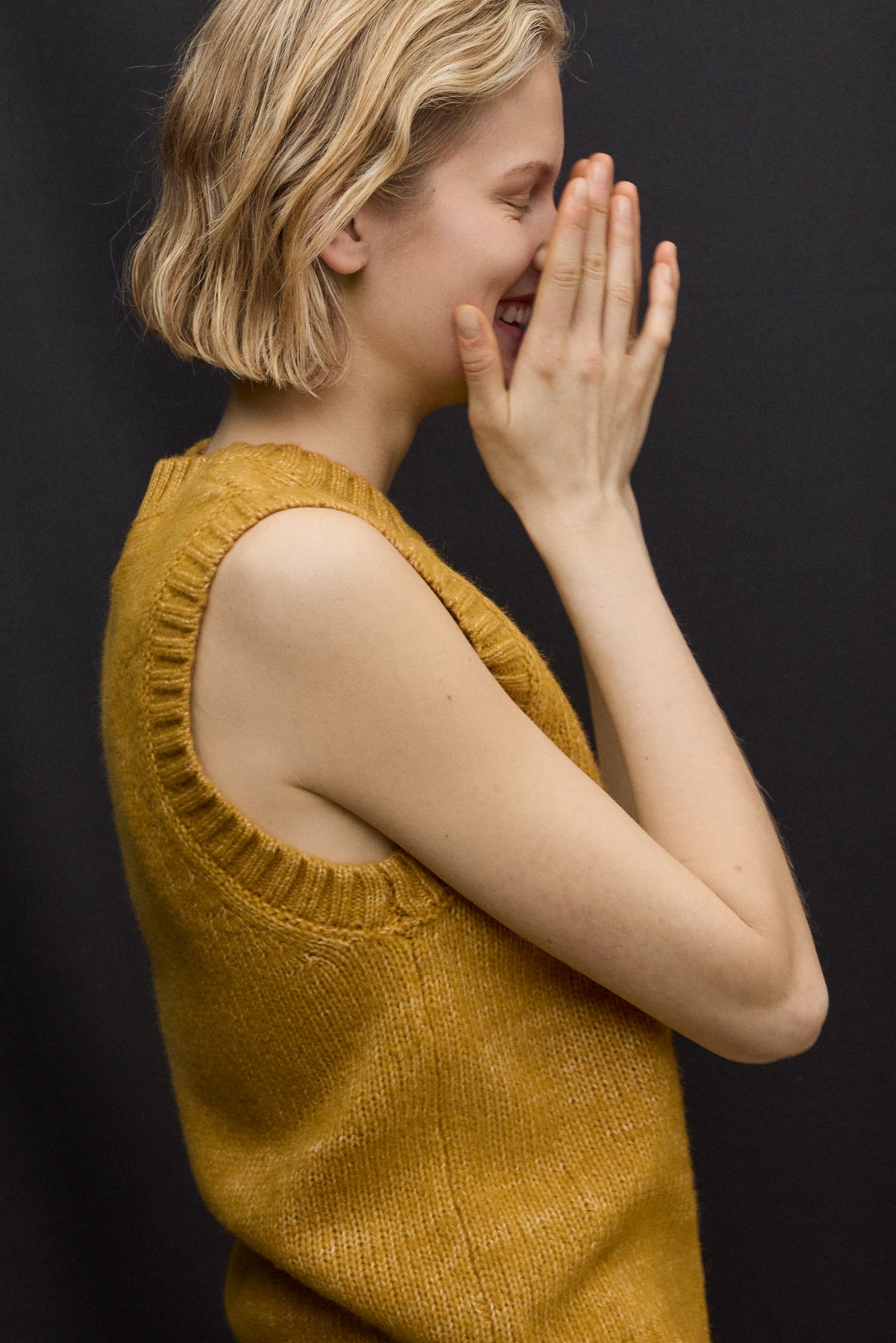 MUSTARD MAPLE SWEATER