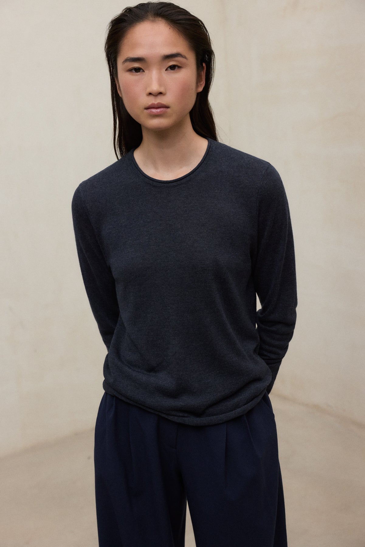 DARK GREY MILO SWEATER