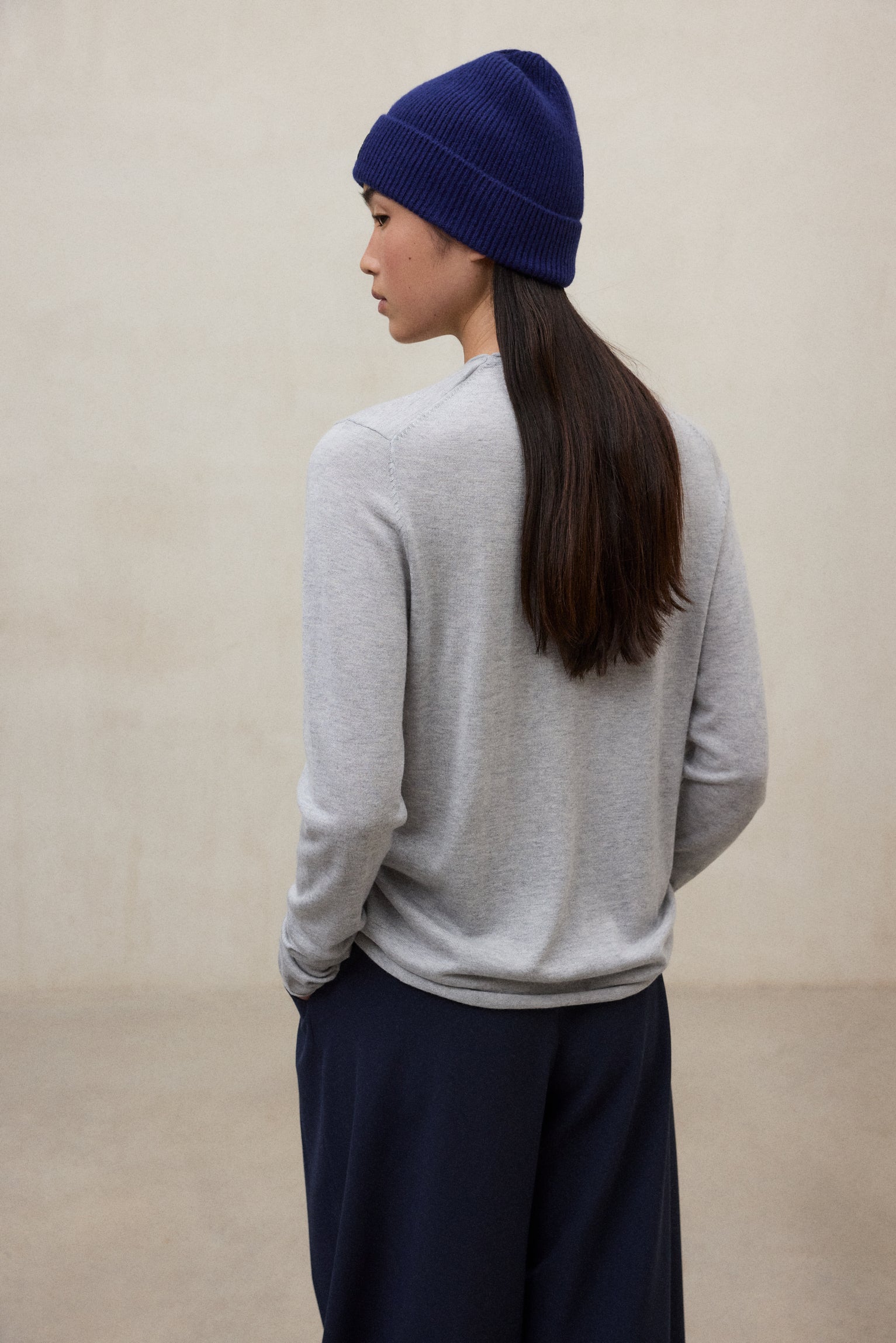 LIGHT GREY MILO SWEATER