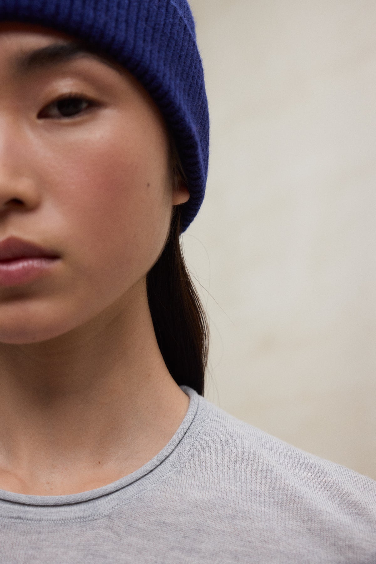 LIGHT GREY MILO SWEATER