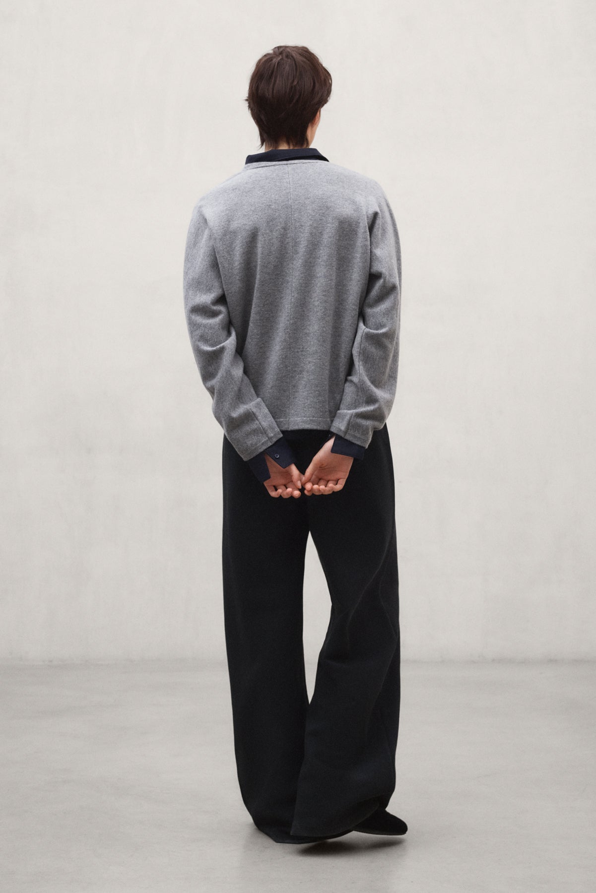 GREY YEBES SWEATER