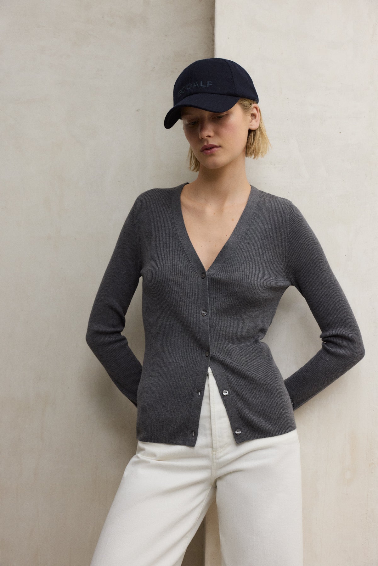 GREY YVI SWEATER