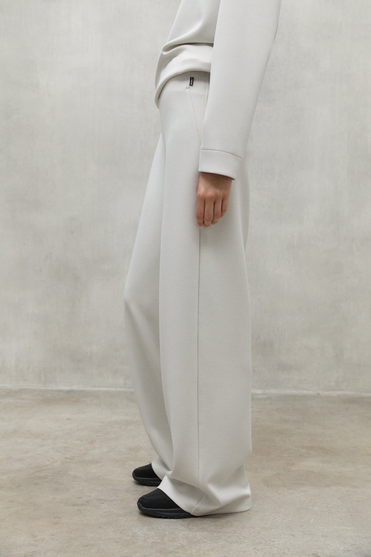 WHITE ARDA TROUSERS
