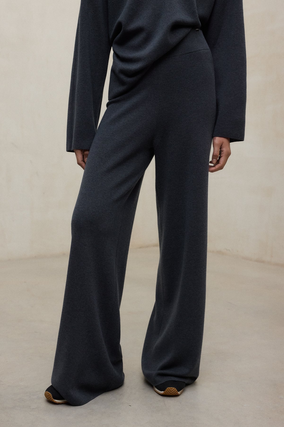 BLUE CABRIL TROUSERS