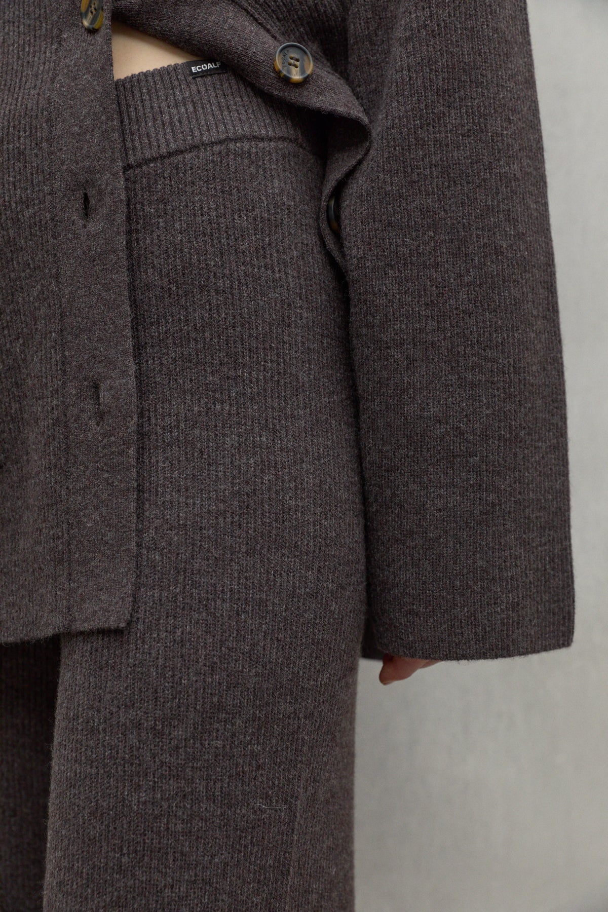 DARK BROWN CIPRE TROUSERS