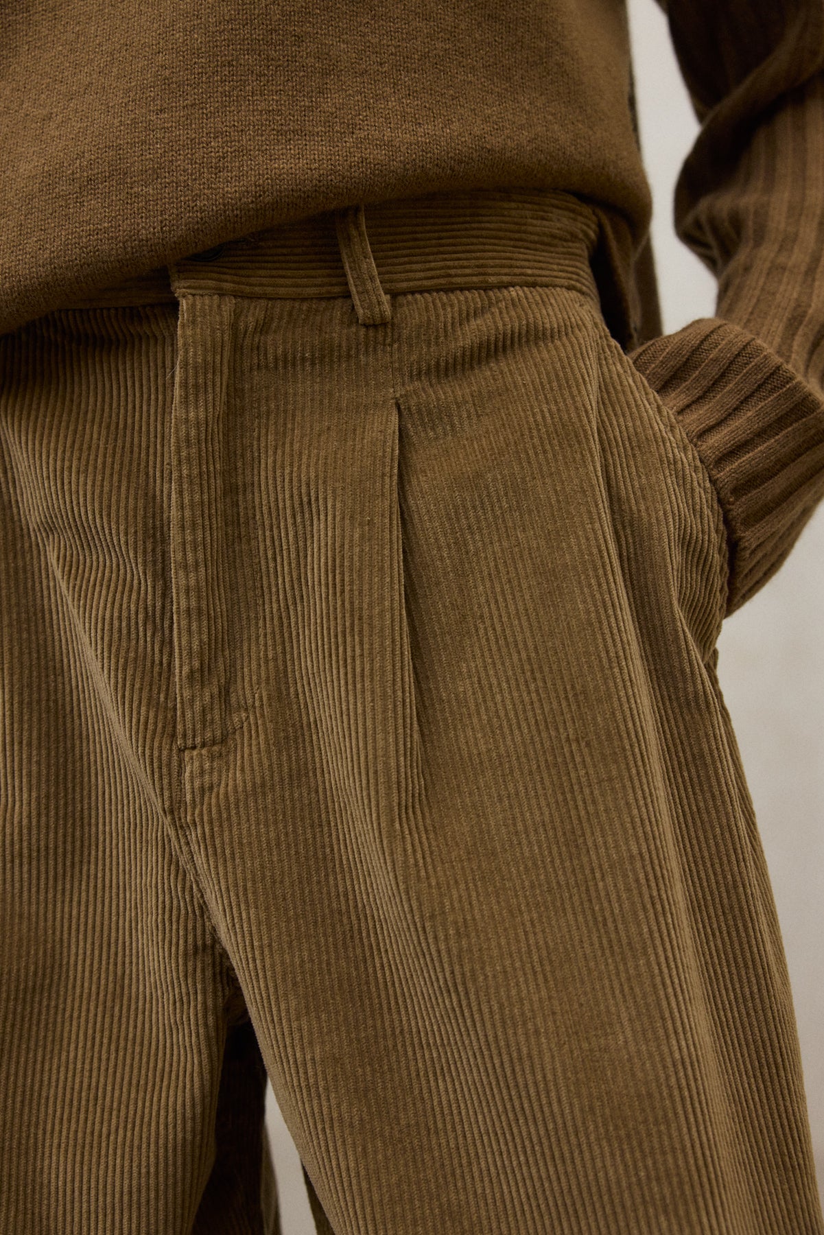 BROWN FIORA TROUSERS