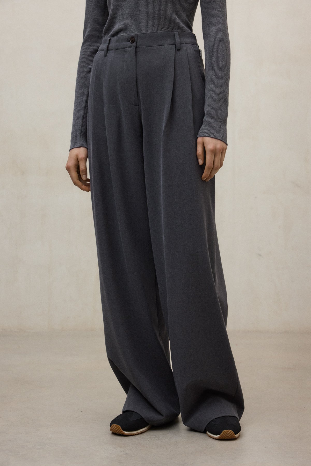 DARK GREY MIEL TROUSERS