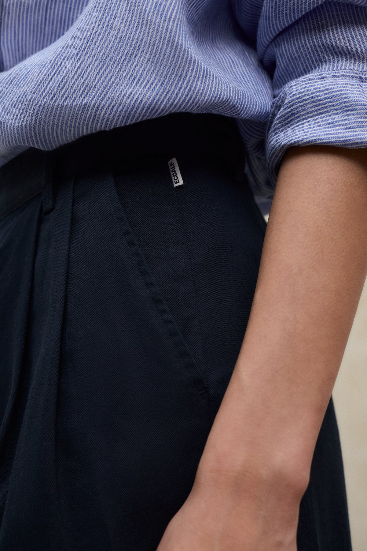 NAVY BLUE MIEL LINEN TROUSERS