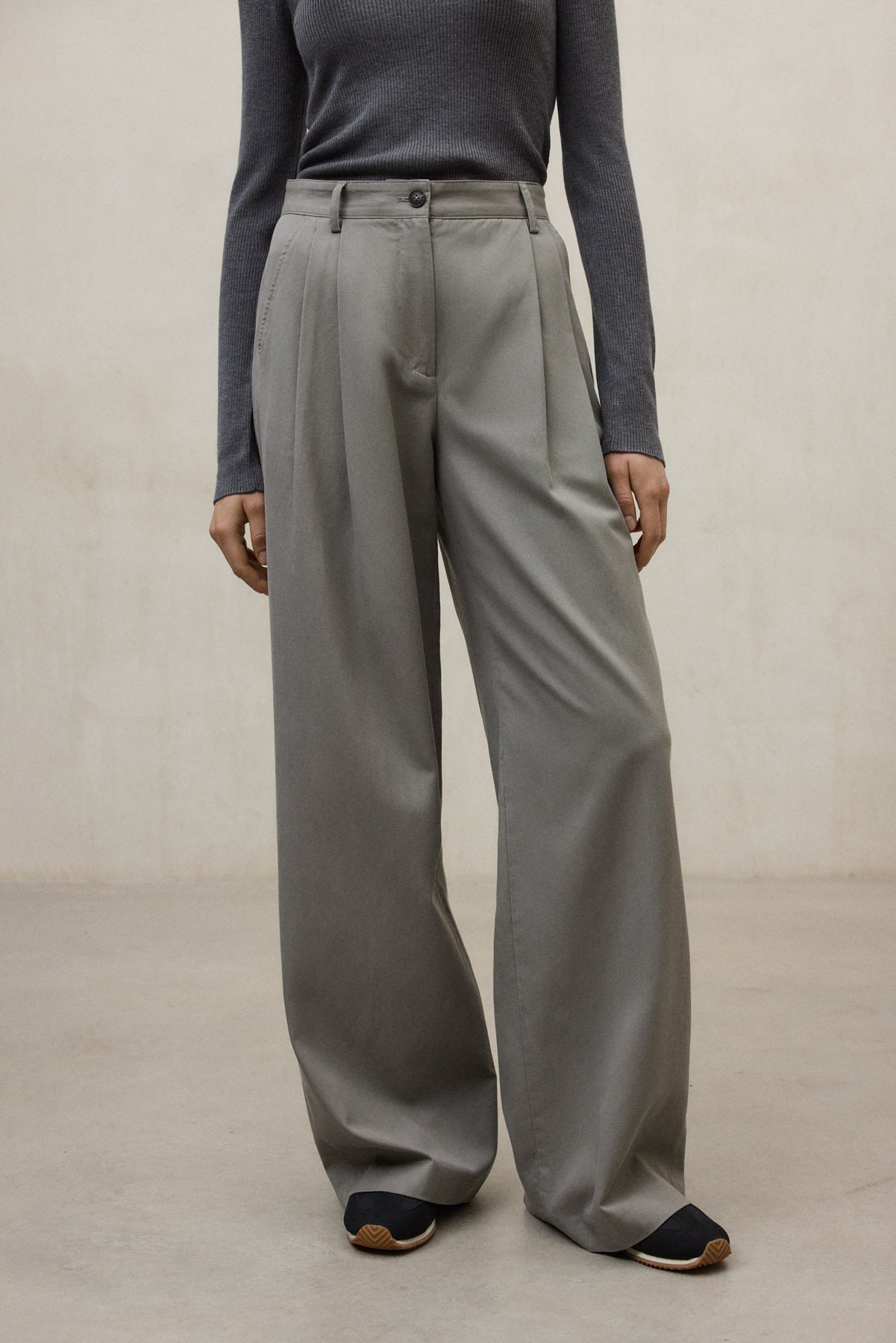 GREY MIEL TROUSERS