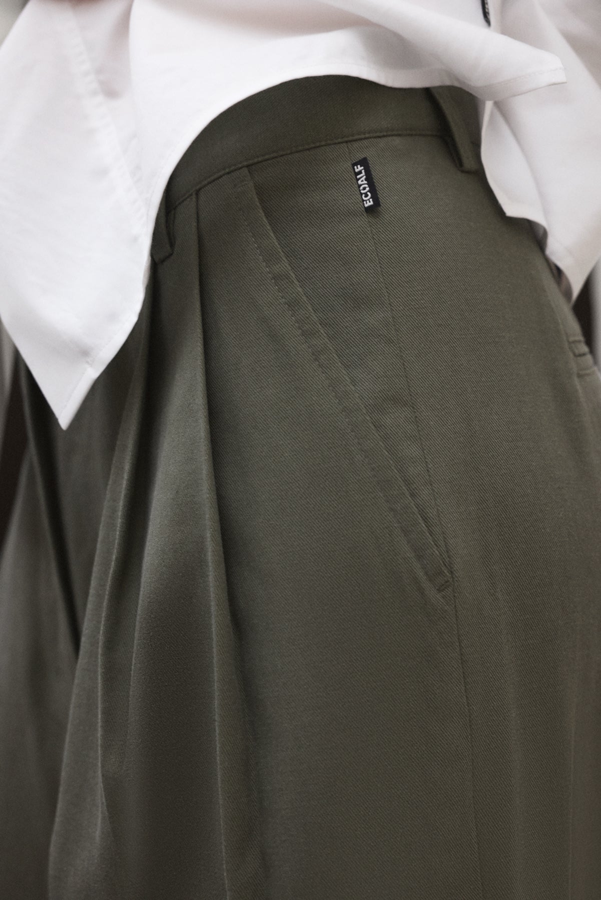 TECHNISCHE BAUMWOLLHOSE HONIGGRÜN
