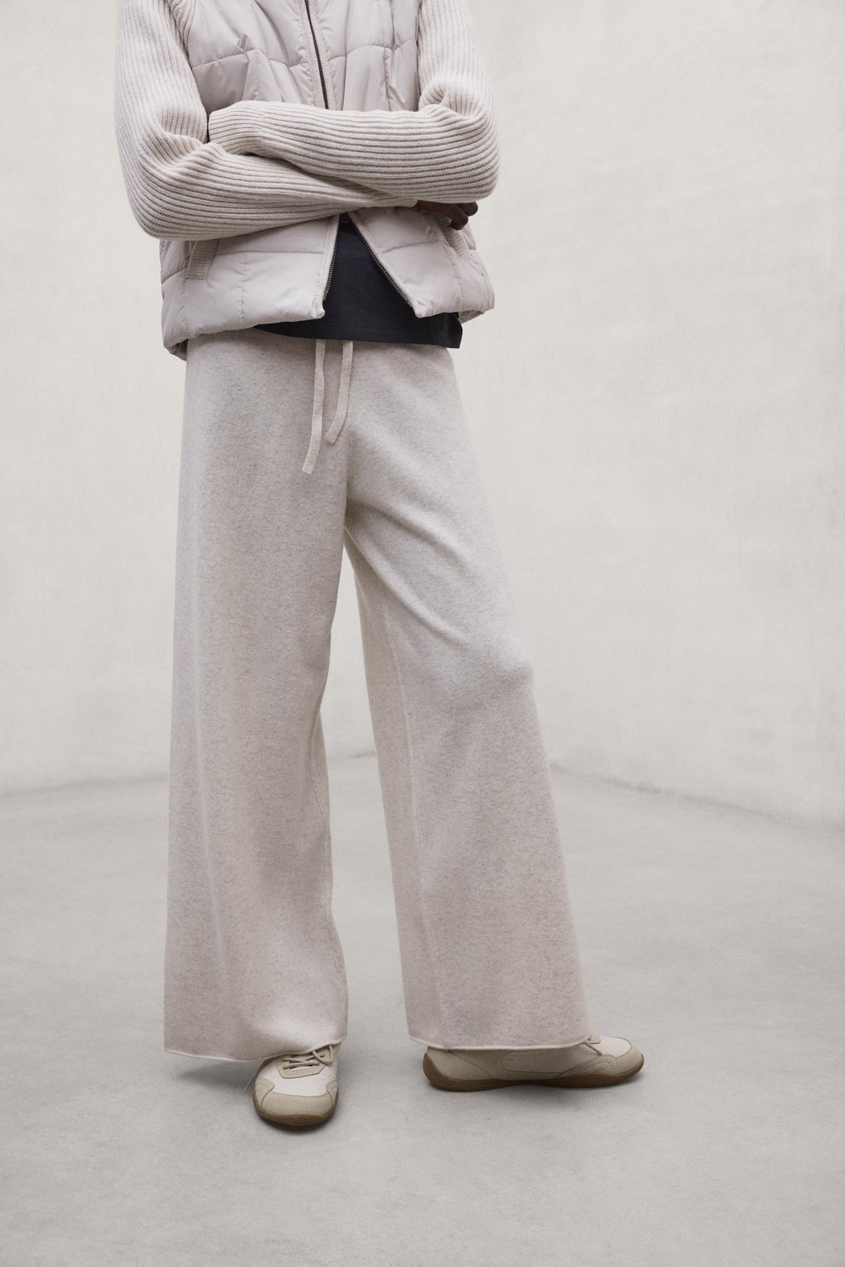 BEIGE MILLAN TROUSERS