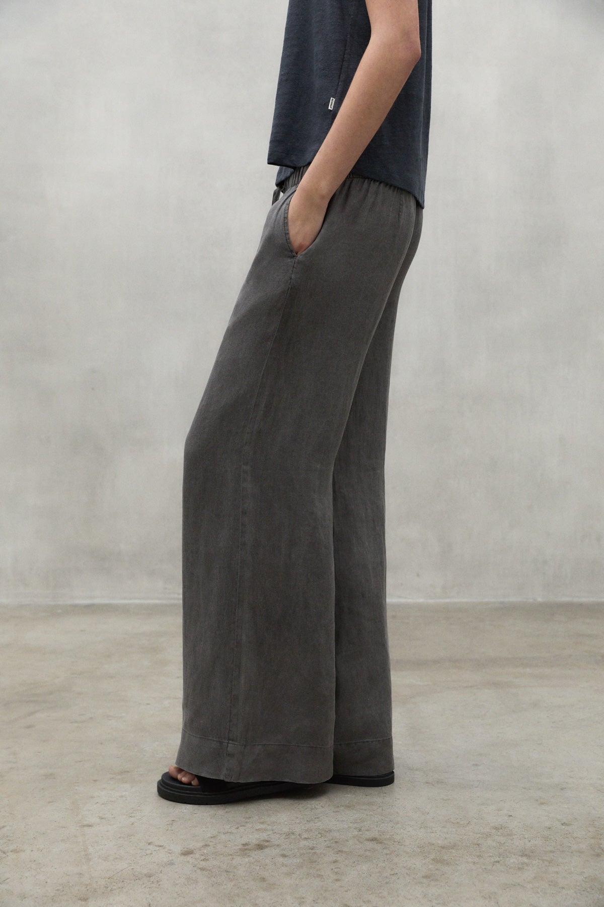 BROWN MOSA LINEN TROUSERS