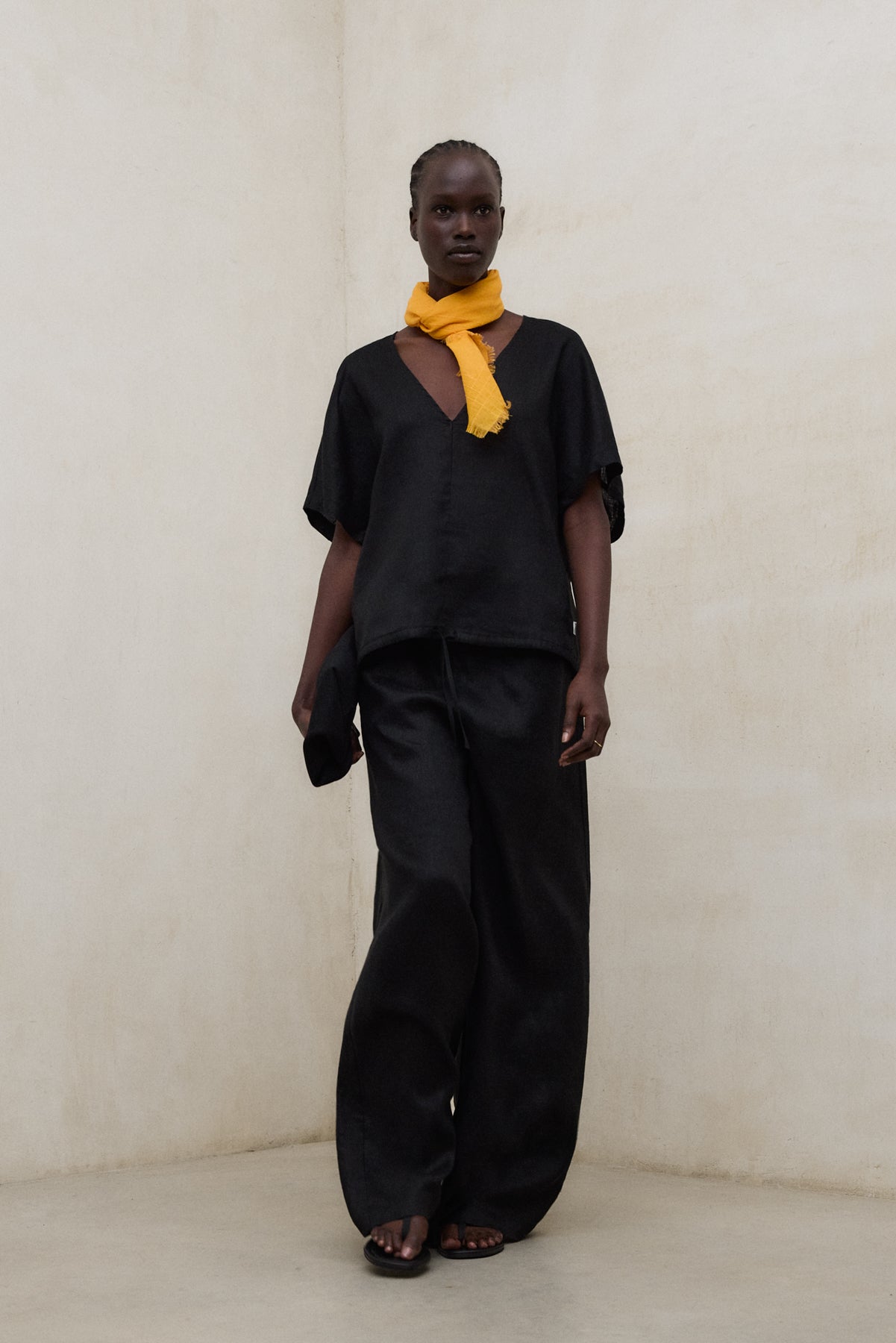 BLACK MOSSI TROUSERS