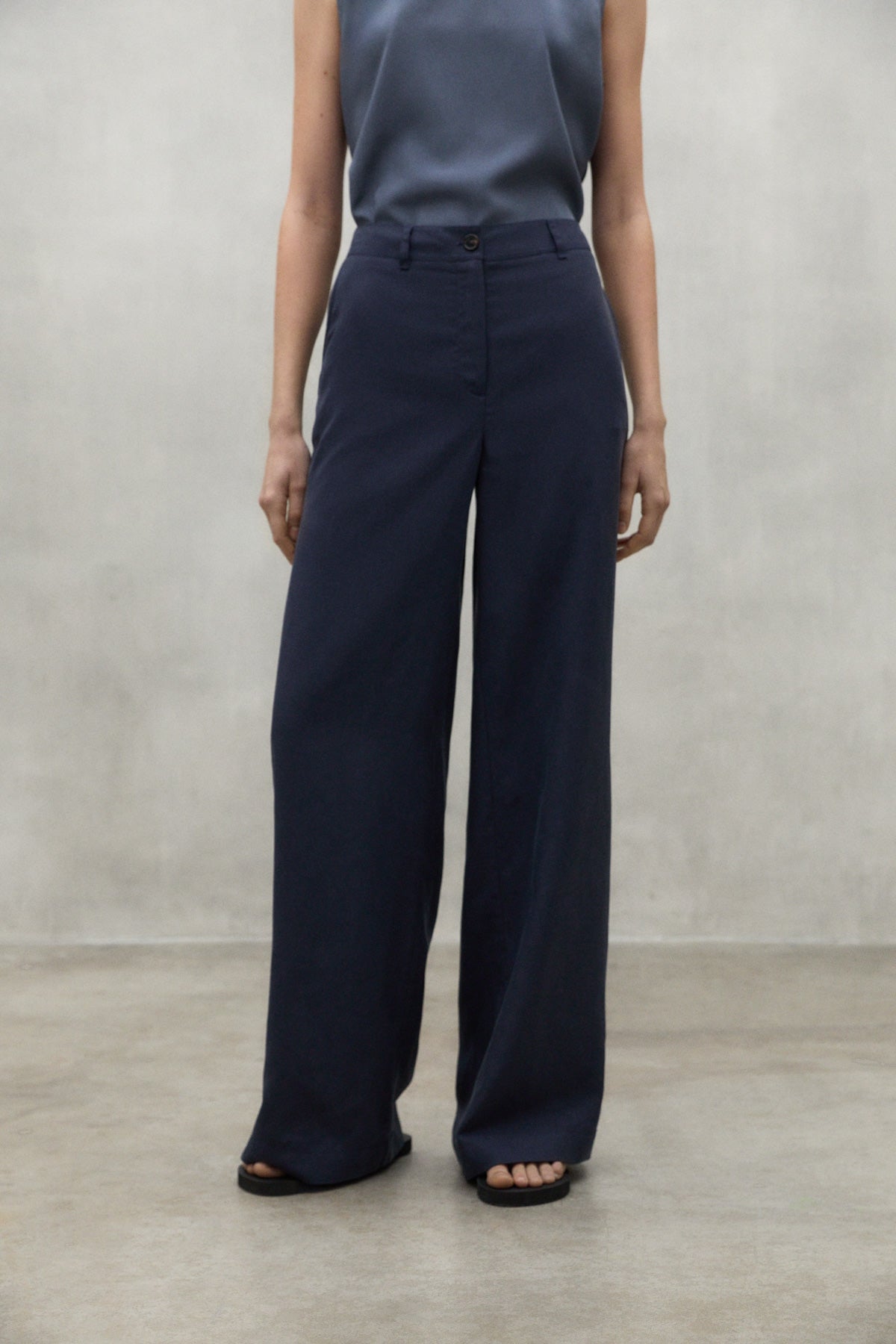 NAVY BLUE SABINE TROUSERS