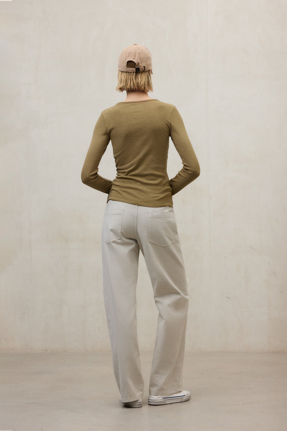 BEIGE VALLEY TROUSERS