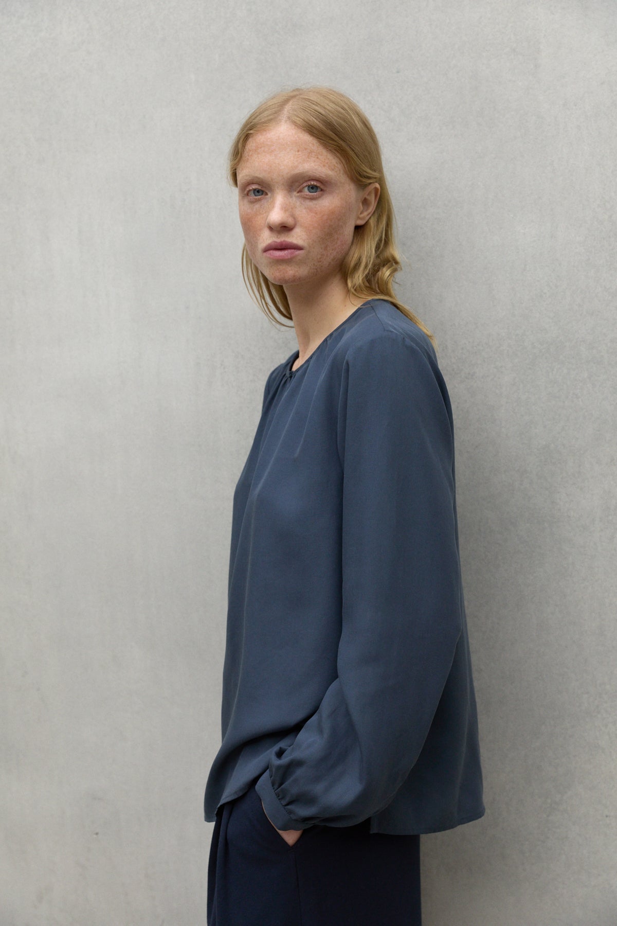 DARK BLUE ALMA SHIRT