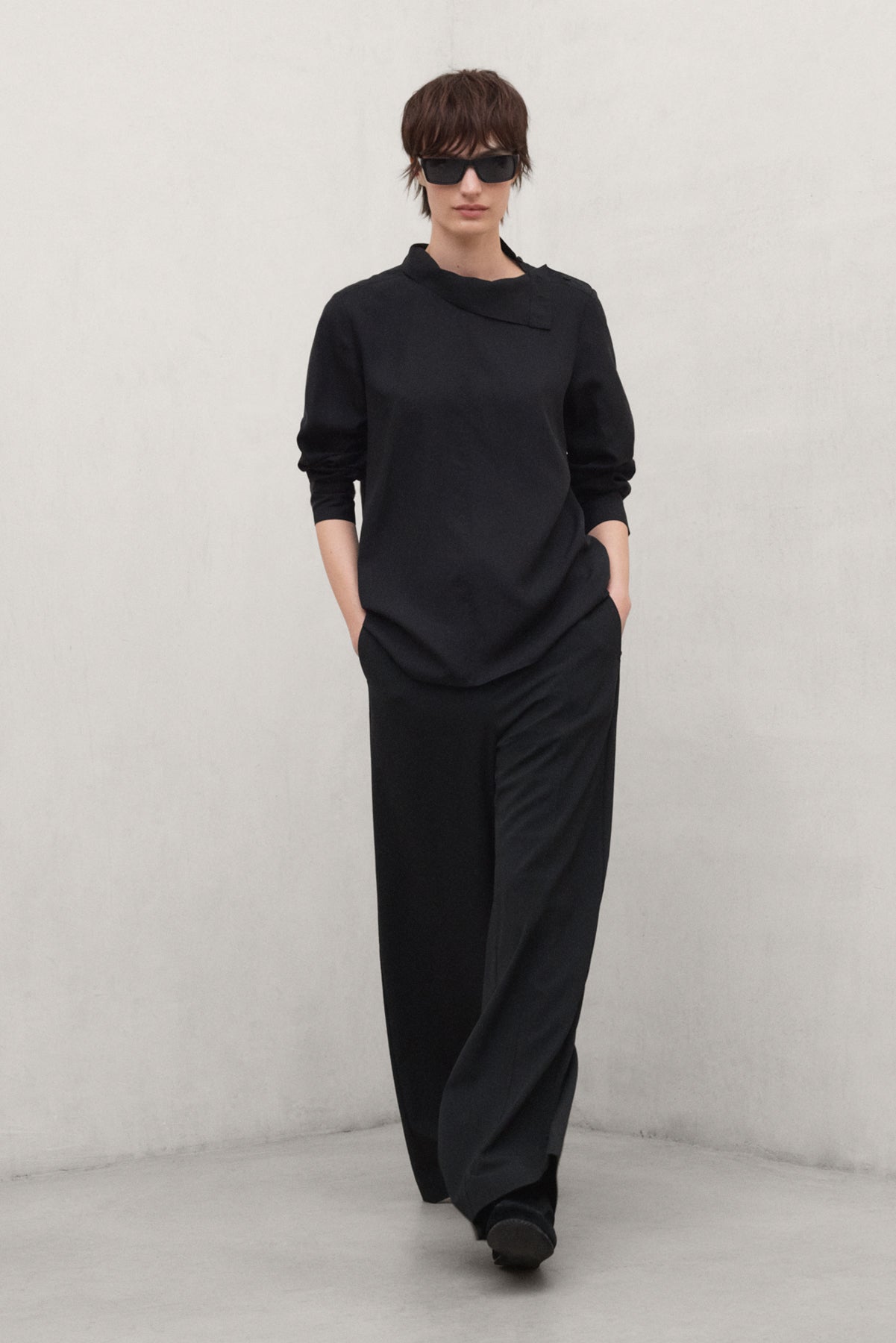BLACK NORGEN SHIRT