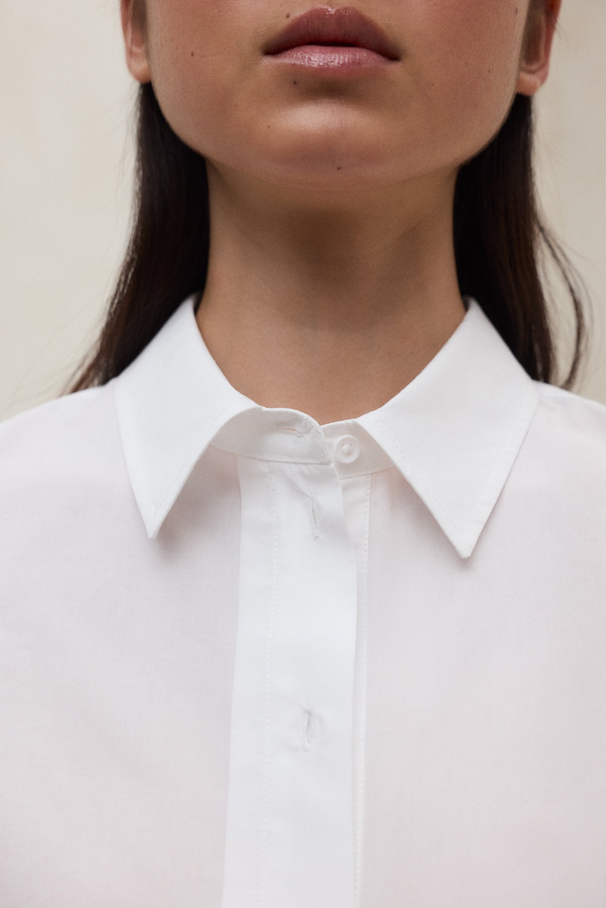 WHITE TRIMA SHIRT