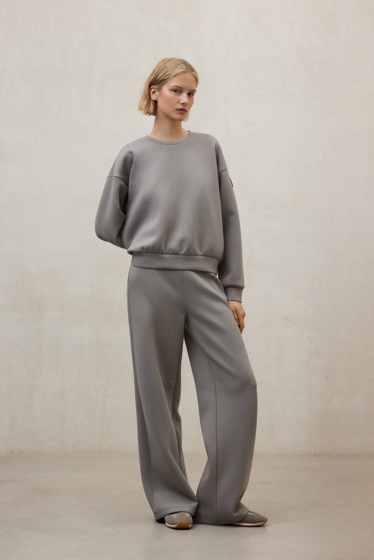 color-ambolo-sweatshirt-woman