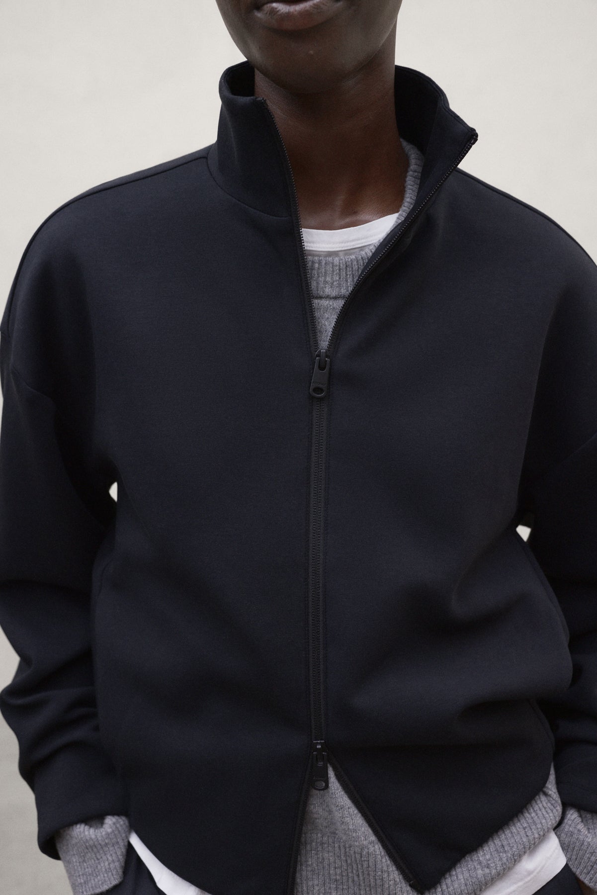 SUDADERA AUSTIN NEGRA