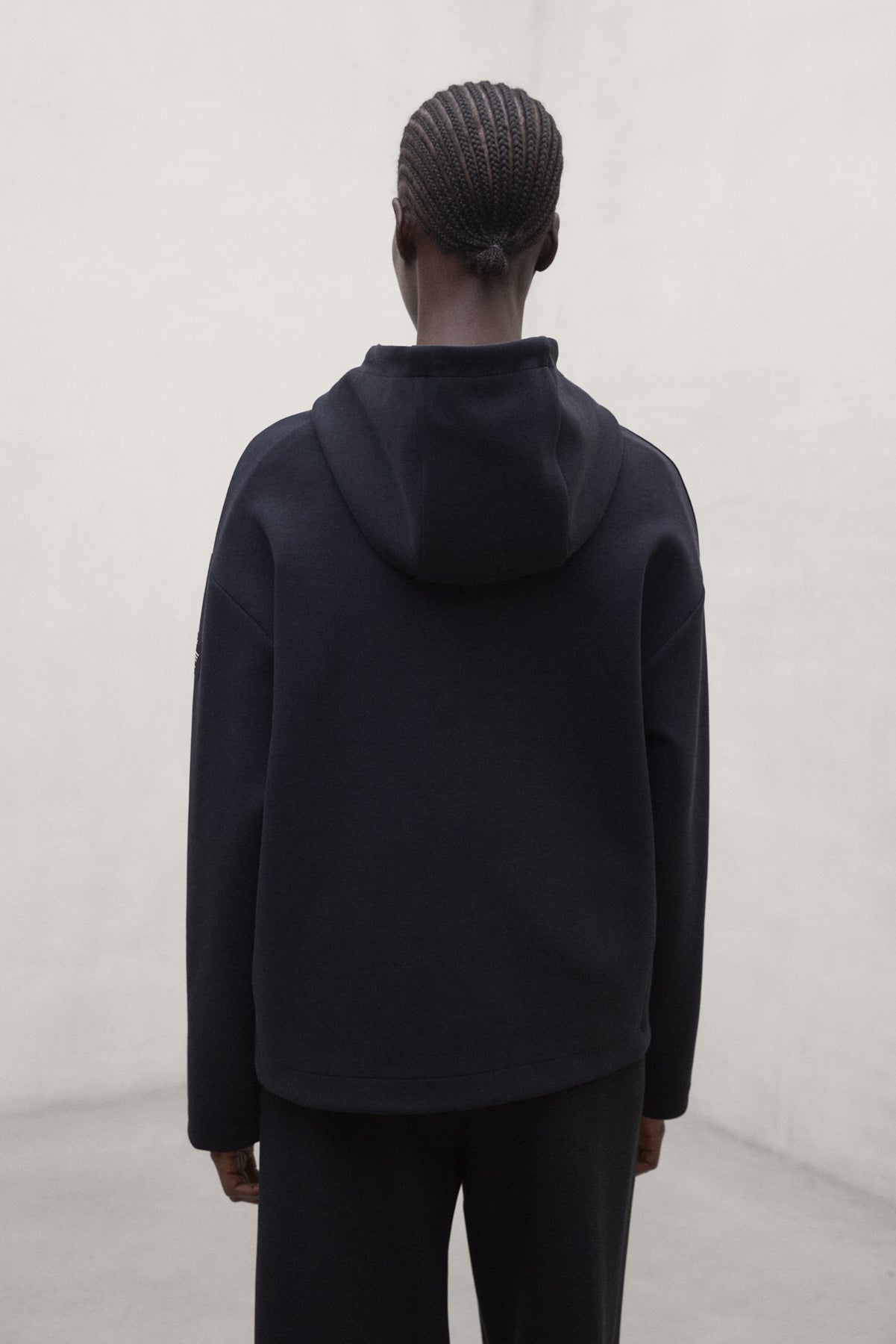 BLACK CANCUN HOODIE