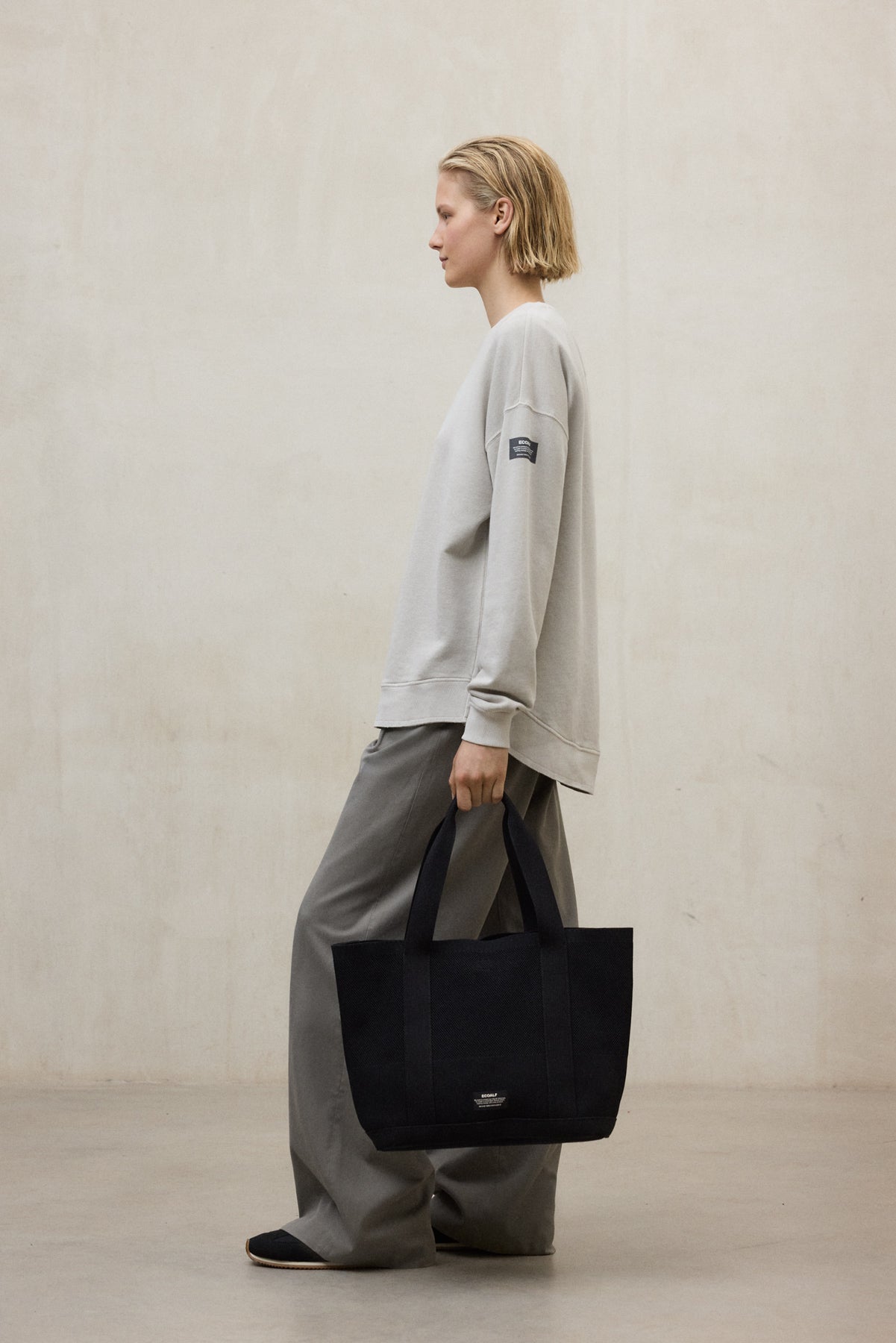 LIGHT GREY ELVAS HOODIE