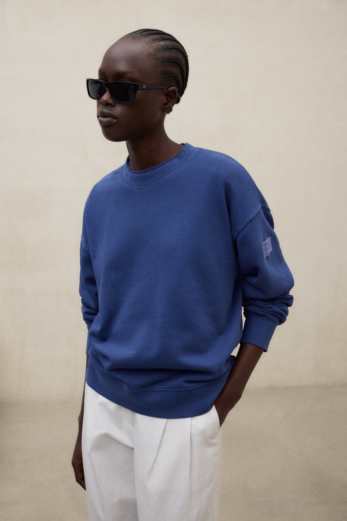 BLUE GODOY SWEATSHIRT