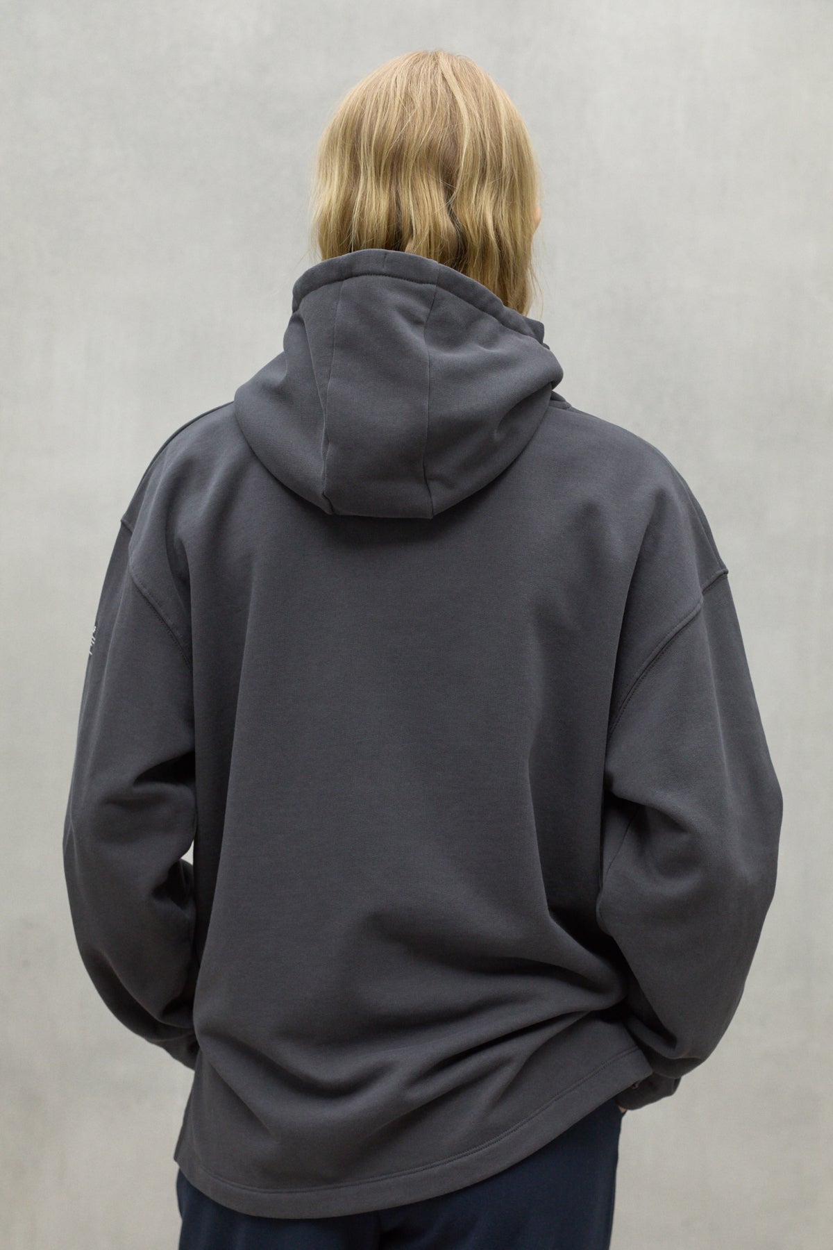 DARK GREY GRANADA SWEATSHIRT