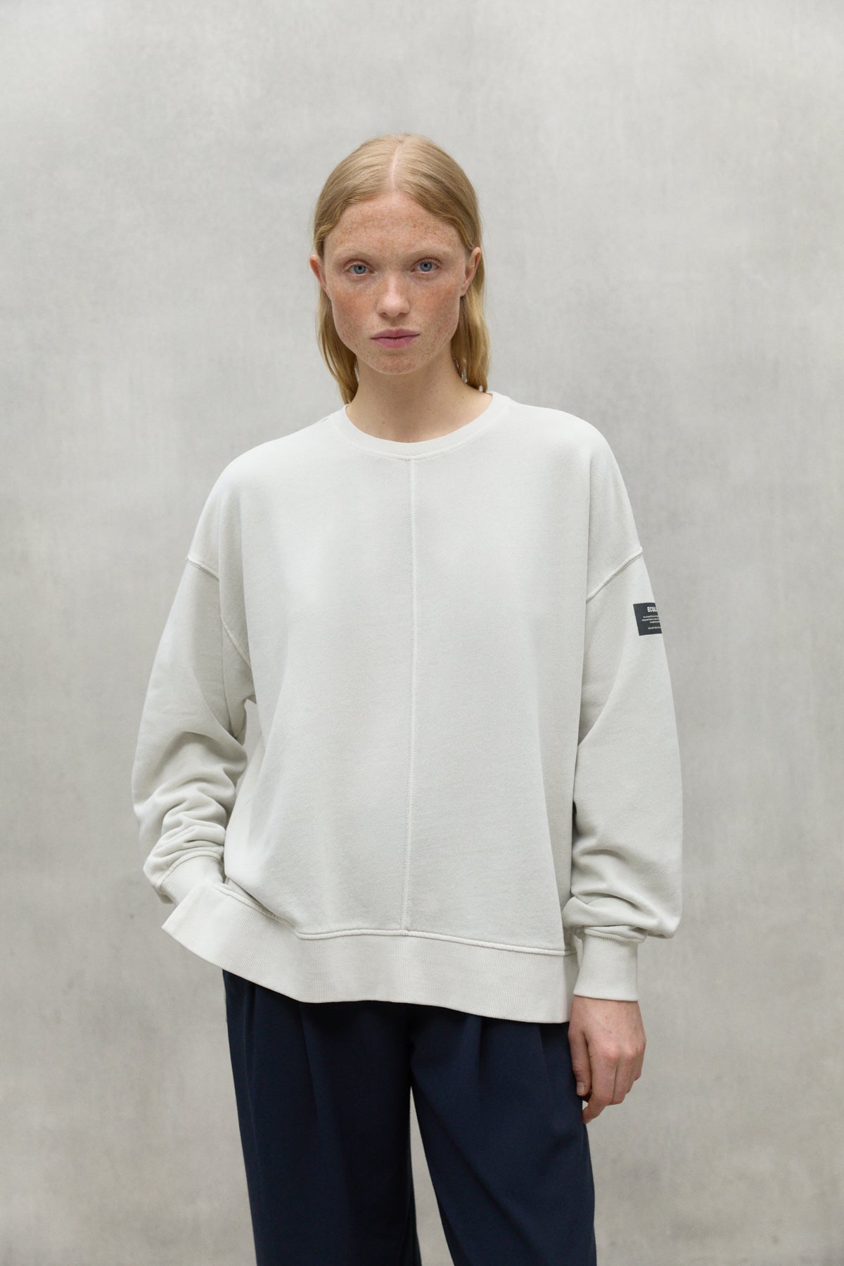 WHITE LANUS SWEATSHIRT