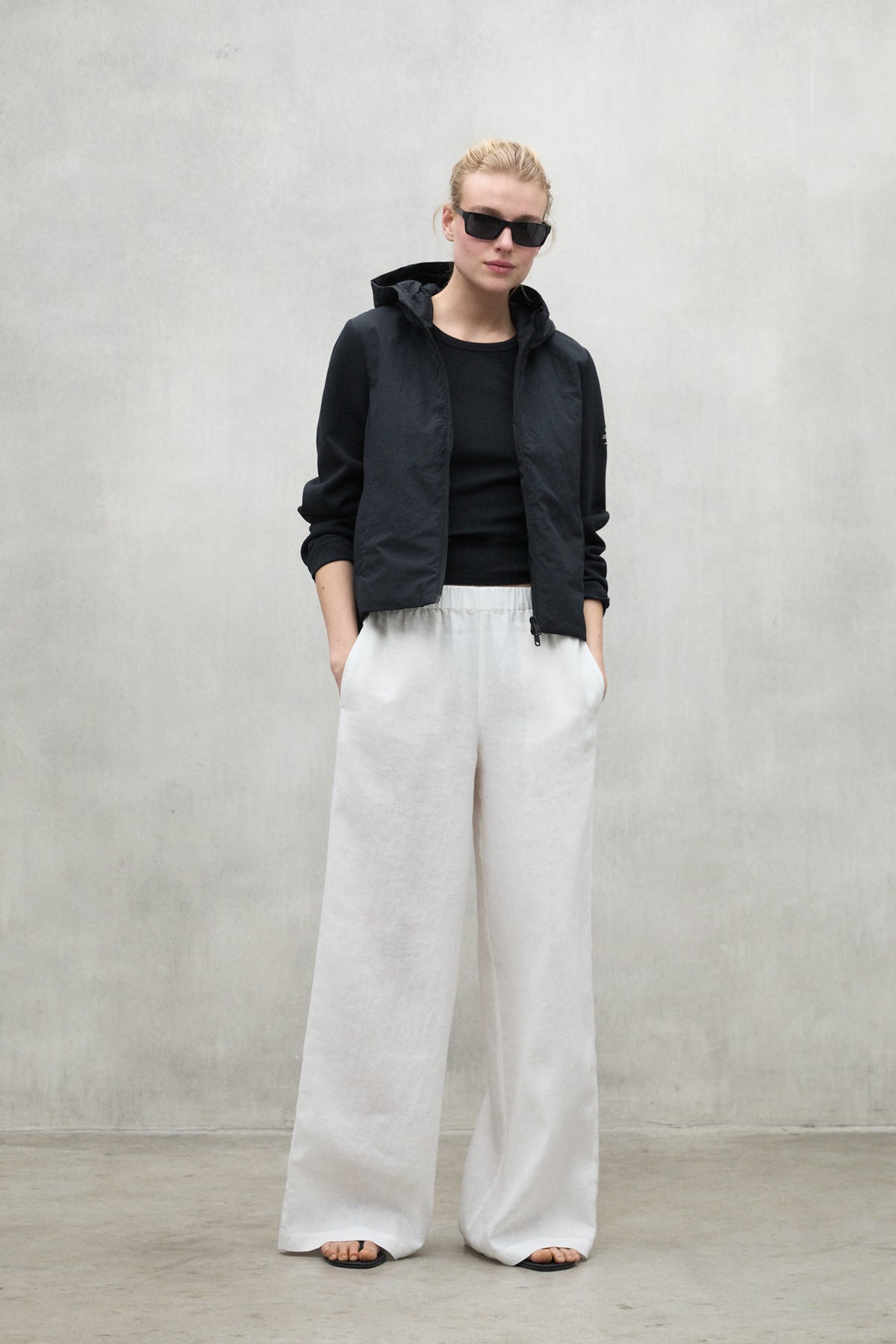 BLACK NASCA SWEATSHIRT